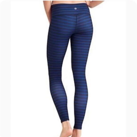 Athleta Chaturanga Admiral Stripe 7/8 Legging - Picture 2 of 6